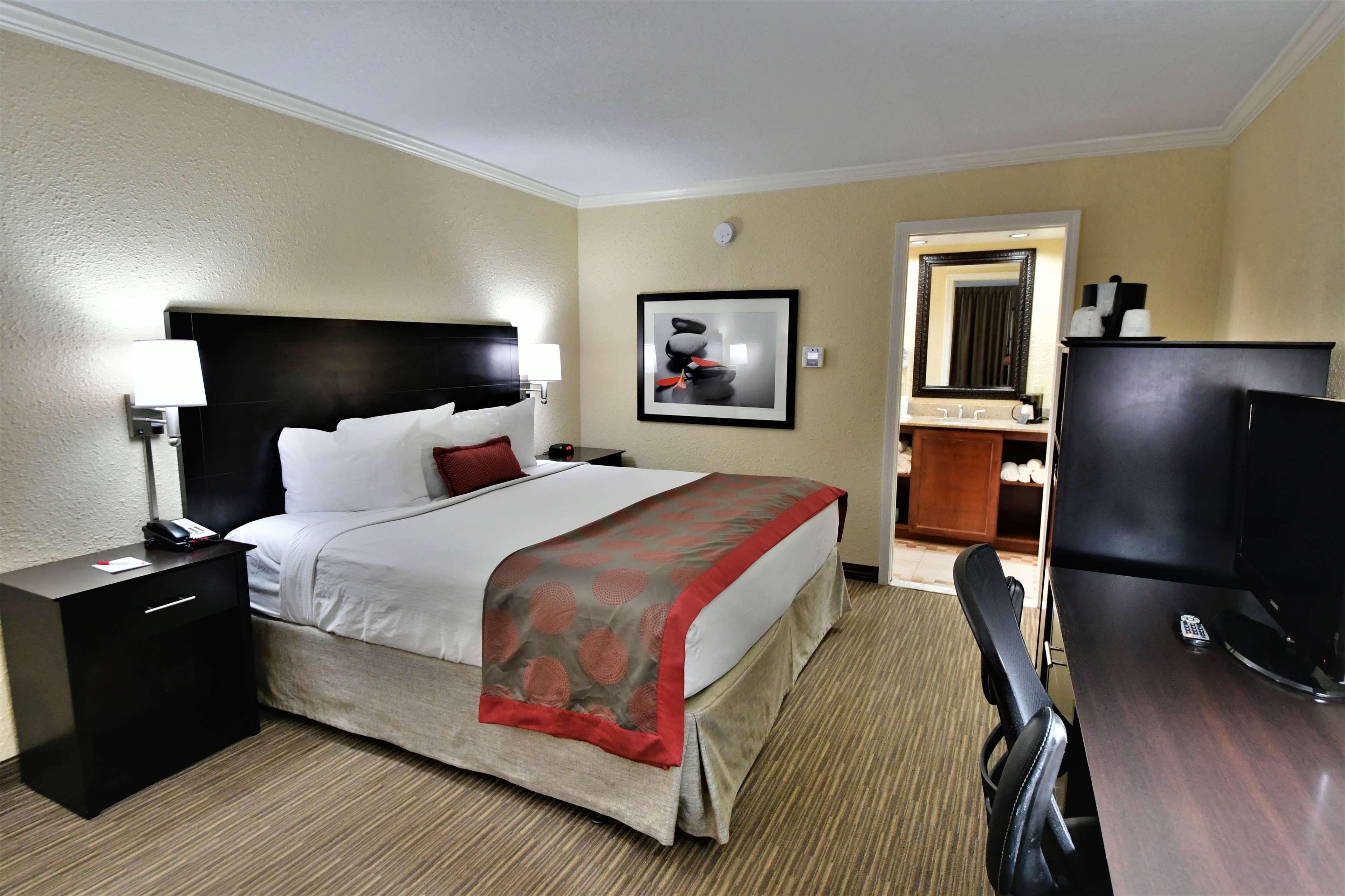 Ramada By Wyndham Jacksonville Hotel & Conference Center Εξωτερικό φωτογραφία
