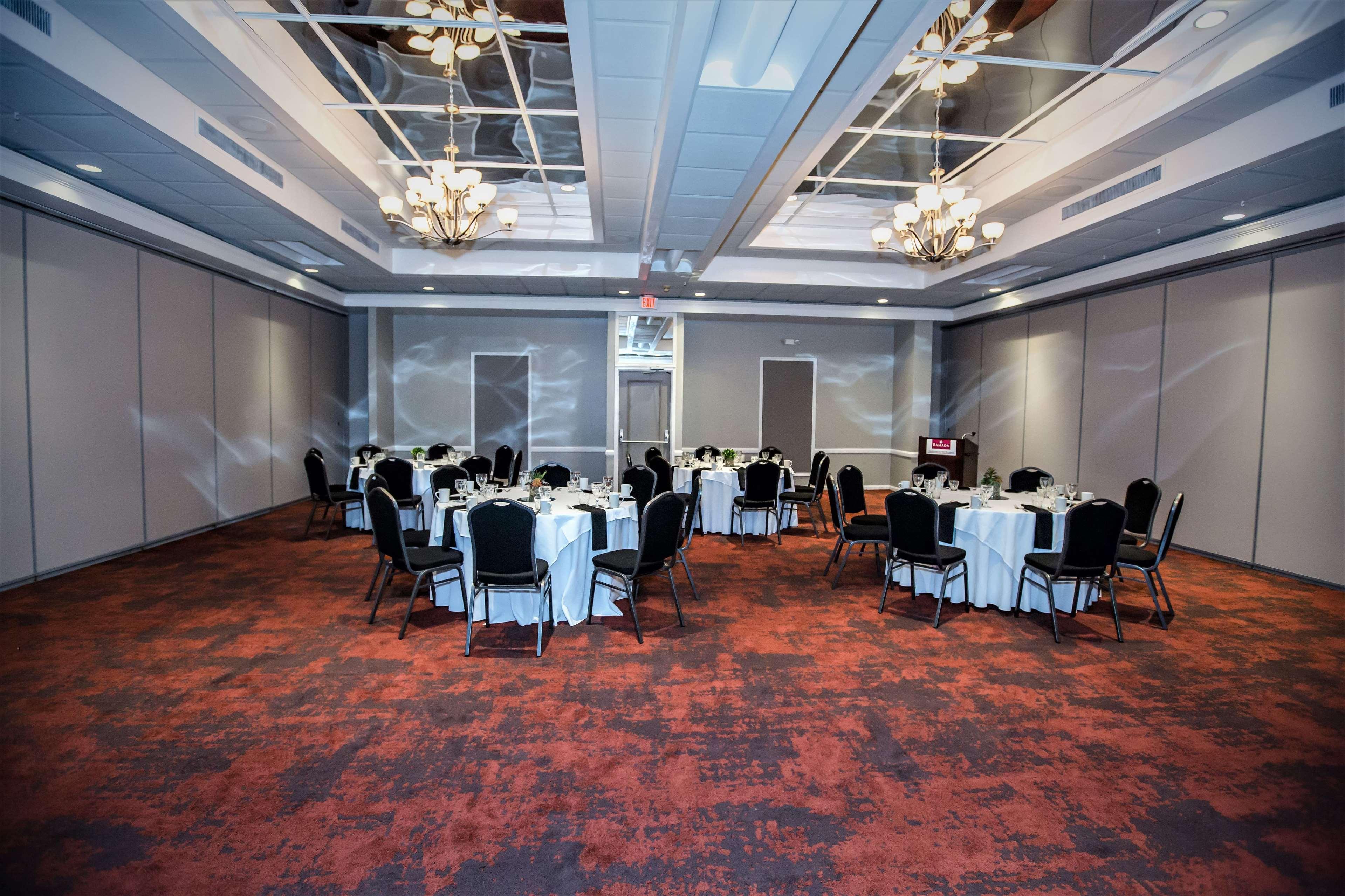 Ramada By Wyndham Jacksonville Hotel & Conference Center Εξωτερικό φωτογραφία