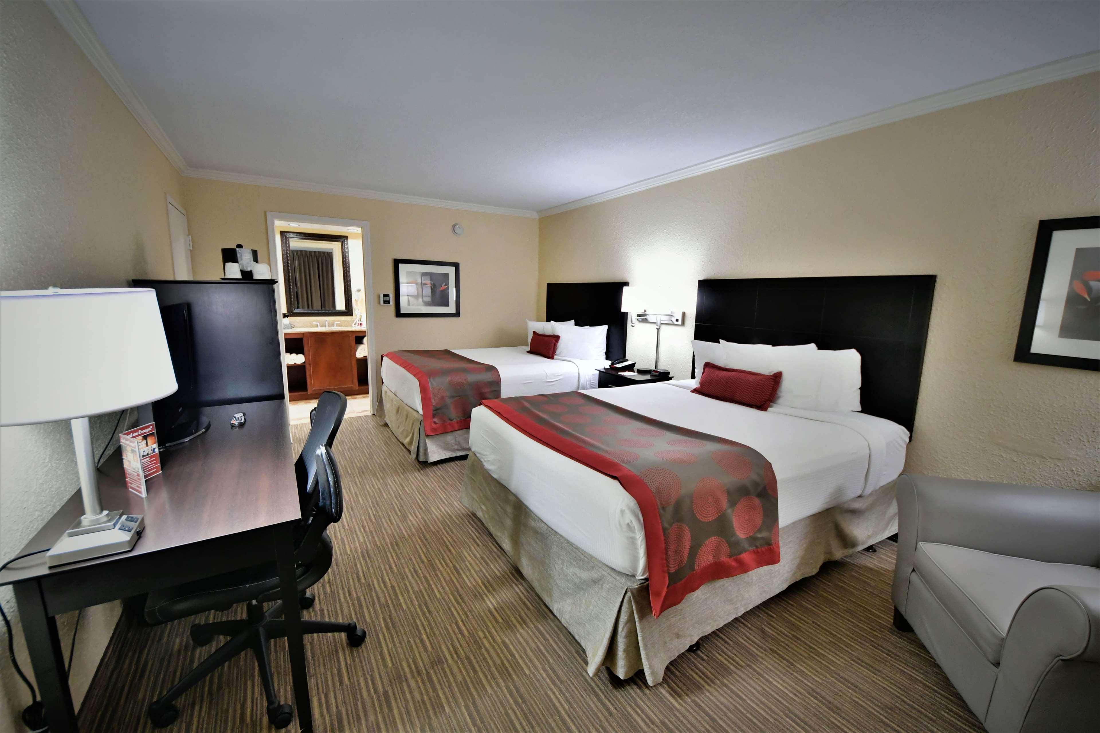 Ramada By Wyndham Jacksonville Hotel & Conference Center Εξωτερικό φωτογραφία