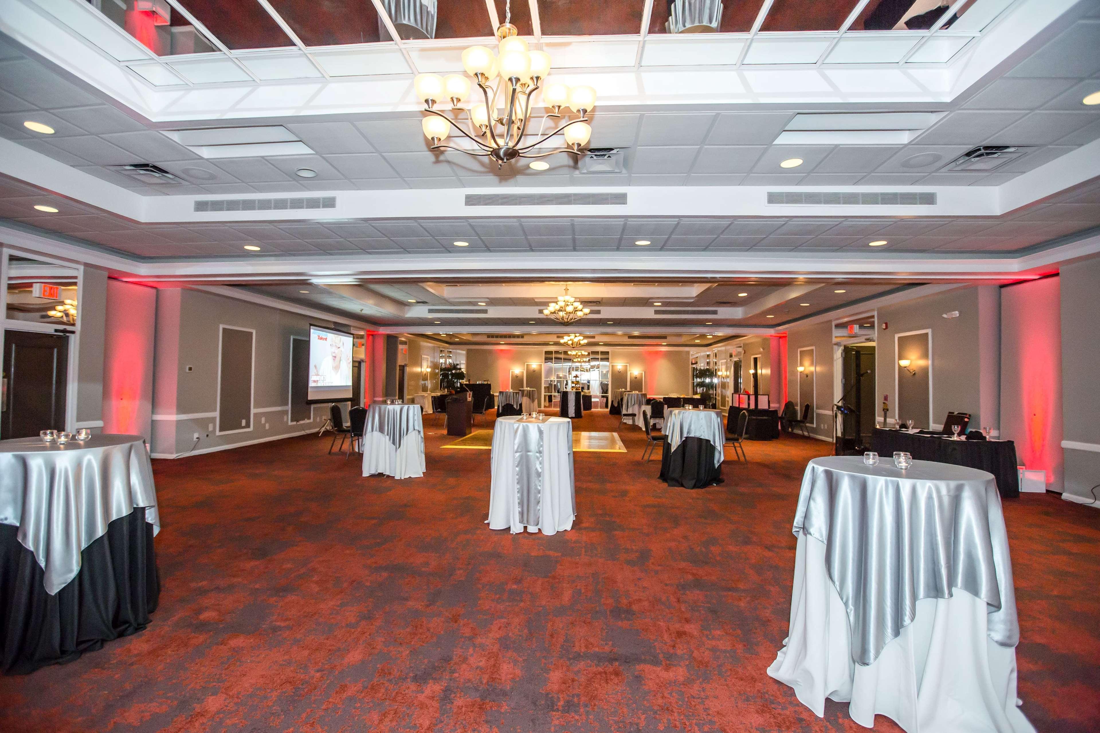 Ramada By Wyndham Jacksonville Hotel & Conference Center Εξωτερικό φωτογραφία