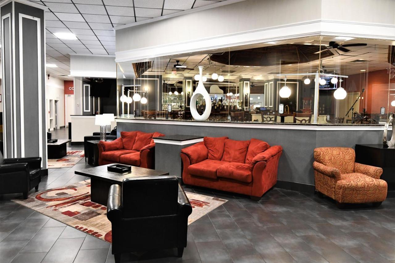 Ramada By Wyndham Jacksonville Hotel & Conference Center Εξωτερικό φωτογραφία